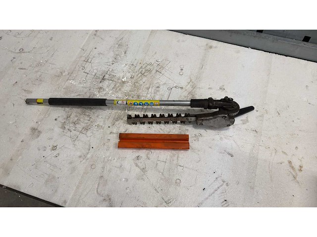 Stihl fh 135 heggenschaarkop - afbeelding 3 van  4