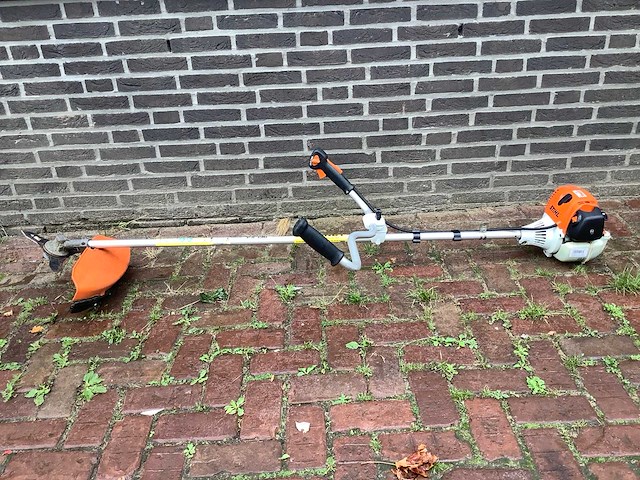 Stihl fs 130 bosmaaier - afbeelding 2 van  5