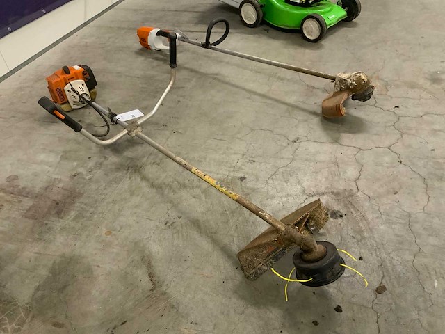 Stihl fs 250 bosmaaier - afbeelding 3 van  4