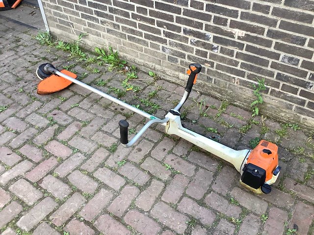 Stihl fs 450 bosmaaier - afbeelding 1 van  5