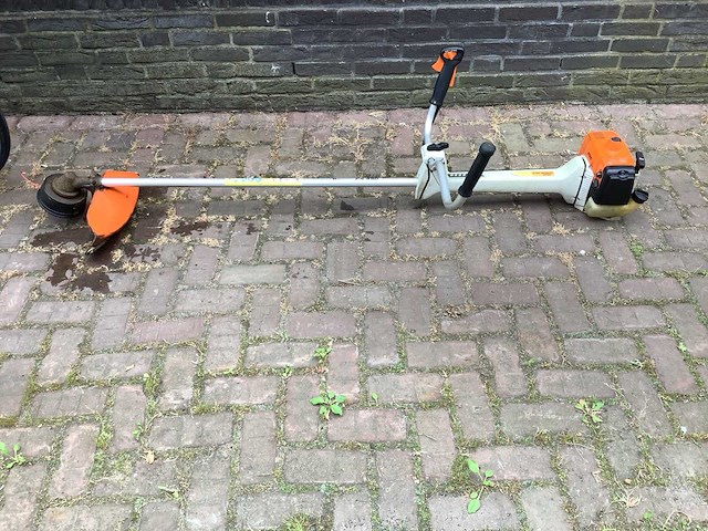 Stihl fs 450 bosmaaier - afbeelding 2 van  5