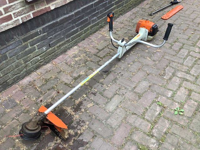 Stihl fs 450 bosmaaier - afbeelding 3 van  5