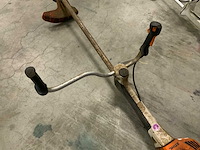 Stihl fs 550 bosmaaier - afbeelding 4 van  5