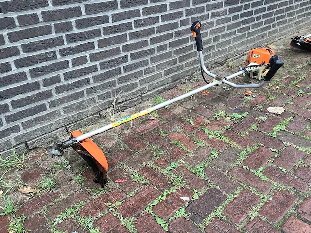 Stihl fs 80 bosmaaier - afbeelding 3 van  5