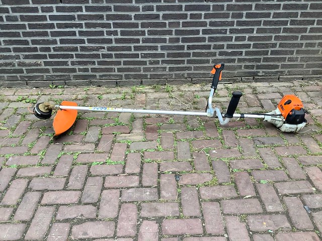 Stihl fs 87 bosmaaier - afbeelding 2 van  5