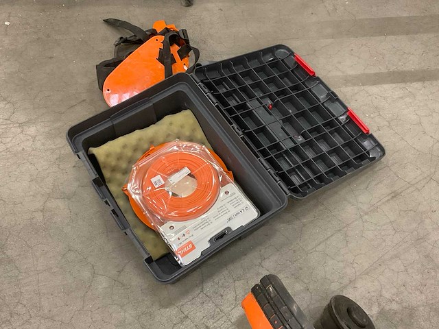 Stihl fs130/r bosmaaier - afbeelding 3 van  3