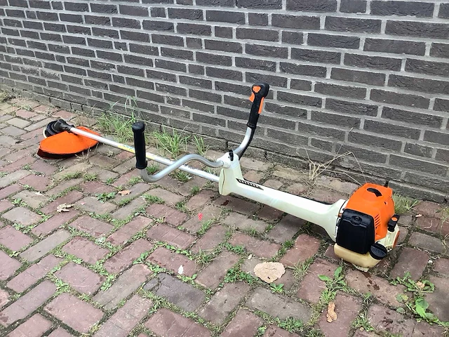 Stihl fs400 bosmaaier - afbeelding 1 van  5