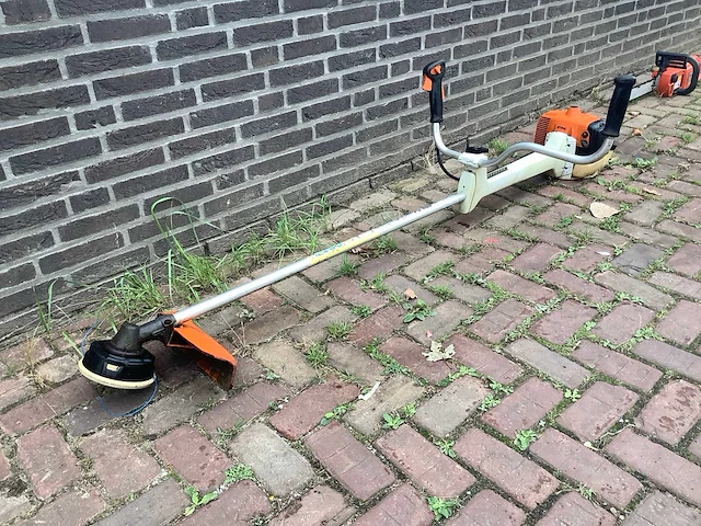 Stihl fs400 bosmaaier - afbeelding 3 van  5