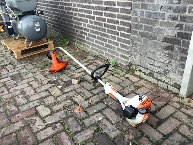 Stihl fs45 bosmaaier - afbeelding 1 van  4