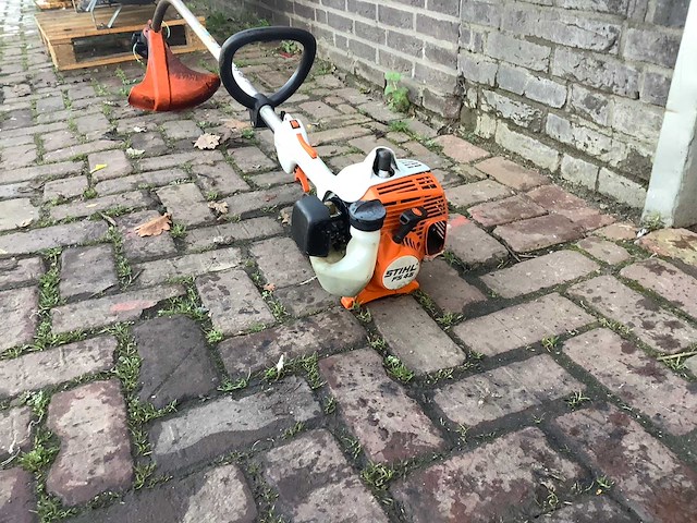 Stihl fs45 bosmaaier - afbeelding 2 van  4