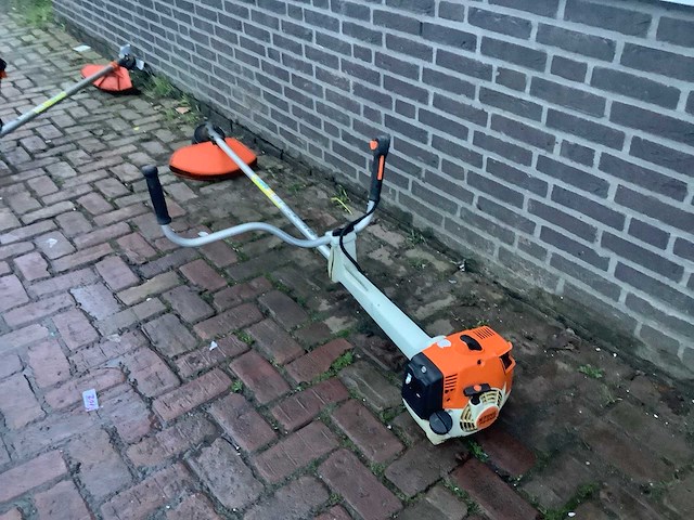 Stihl fs450 bosmaaier - afbeelding 1 van  4