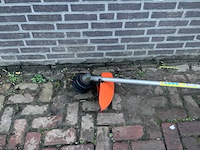 Stihl fs450 bosmaaier - afbeelding 3 van  4