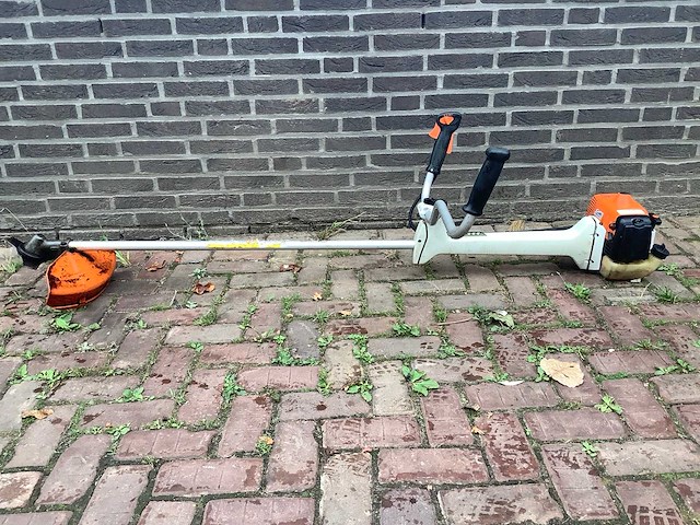 Stihl fs450 bosmaaier - afbeelding 2 van  5