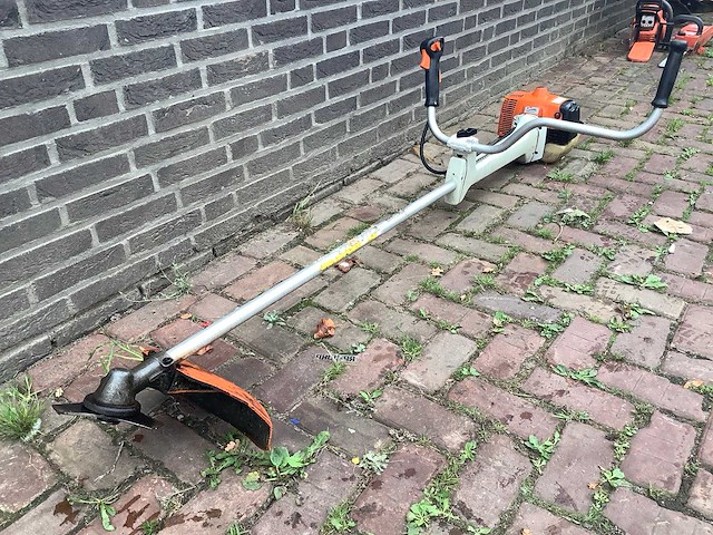 Stihl fs450 bosmaaier - afbeelding 3 van  5
