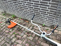 Stihl fs460 bosmaaier - afbeelding 2 van  2
