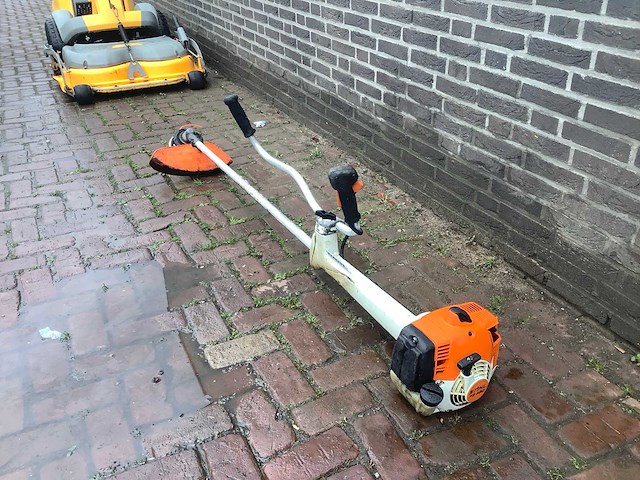 Stihl fs480 bosmaaier - afbeelding 1 van  4
