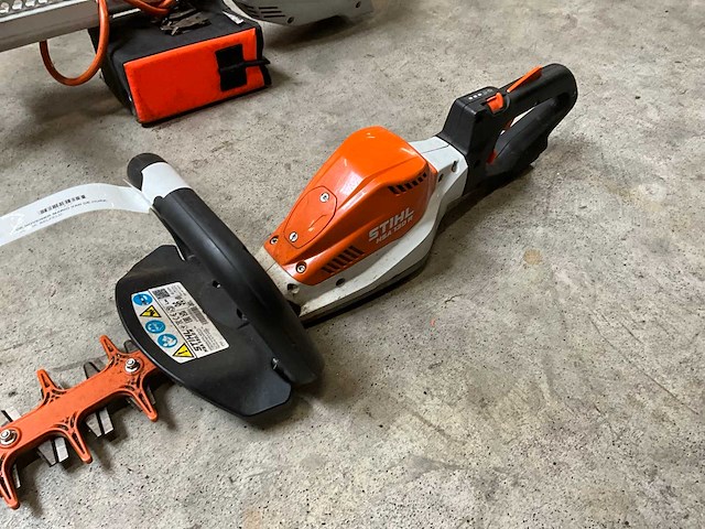 Stihl fsa 130 en hsa 130 bosmaaier en heggenschaar (2x) - afbeelding 4 van  7