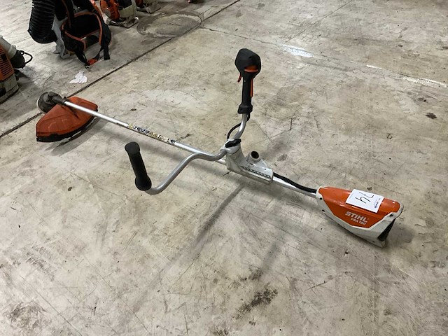 Stihl fsa130 bosmaaier - afbeelding 2 van  5