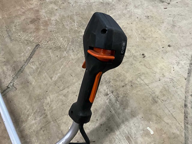 Stihl fsa130 bosmaaier - afbeelding 6 van  8