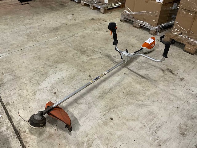 Stihl fsa130 bosmaaier - afbeelding 1 van  7
