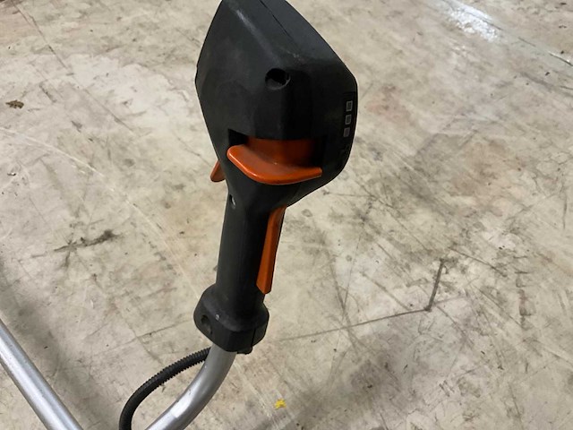 Stihl fsa130 bosmaaier - afbeelding 6 van  7