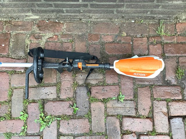 Stihl fsa130 r bosmaaier - afbeelding 2 van  3