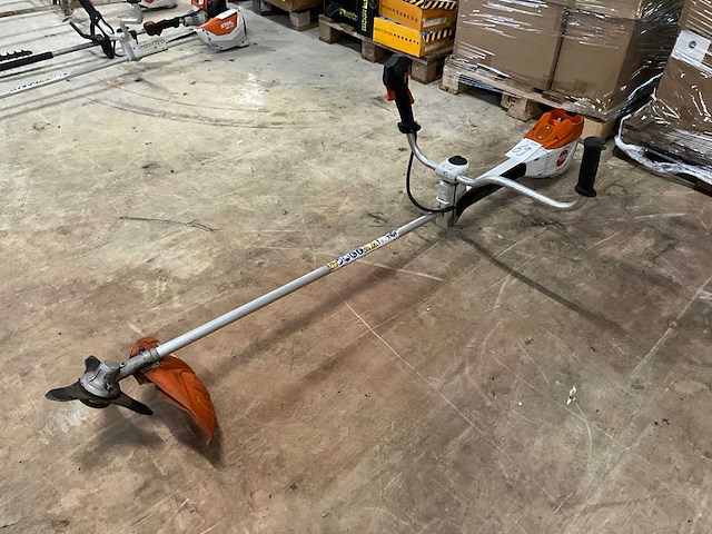 Stihl fsa200 bosmaaier - afbeelding 1 van  7