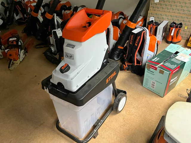 Stihl ghe 140l elektrische tuinhakselaar - afbeelding 2 van  8