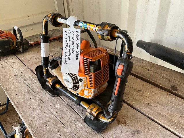 Stihl grondboor motor - afbeelding 2 van  2