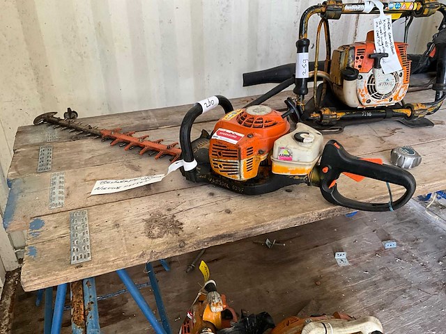 Stihl heggenschaar - afbeelding 1 van  4