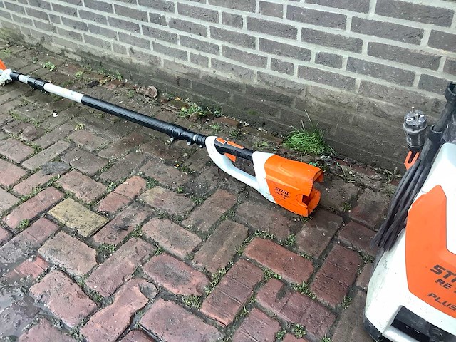 Stihl hla 85 tellescoop stokheggenschaar - afbeelding 2 van  3