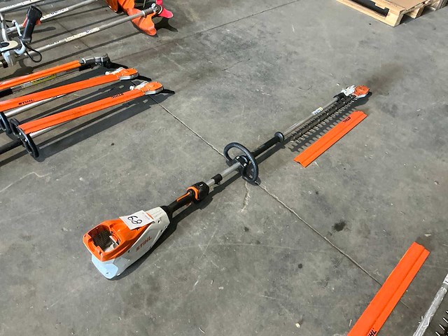 Stihl hla135 heggenschaar - afbeelding 1 van  8