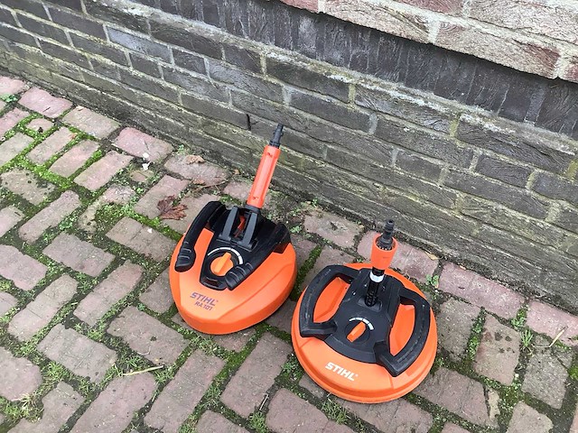 Stihl hogedrukreiniger (2x) - afbeelding 1 van  3