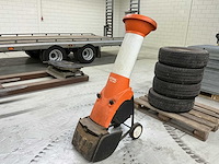 Stihl houthakselaar - afbeelding 1 van  3