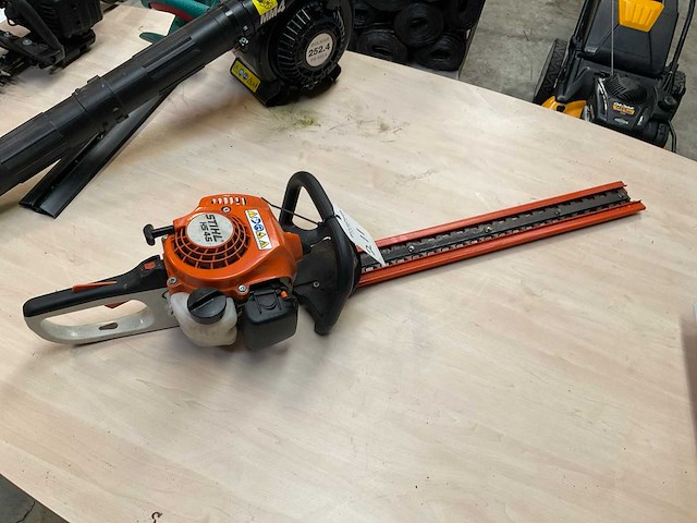 Stihl hs 45 heggenschaar - afbeelding 1 van  4