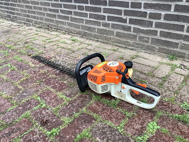 Stihl hs 45 heggenschaar - afbeelding 1 van  5