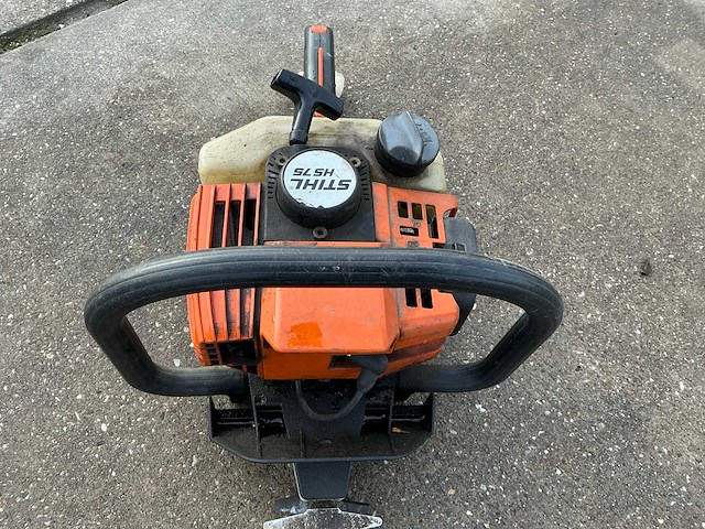 Stihl hs 75 heggenschaar - afbeelding 4 van  9