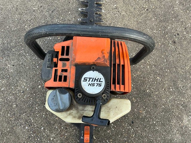 Stihl hs 75 heggenschaar - afbeelding 7 van  9