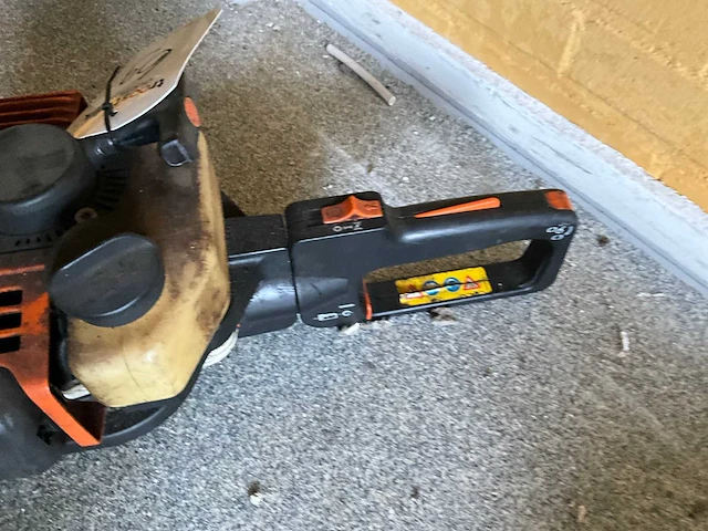 Stihl hs 80 heggenschaar - afbeelding 4 van  4