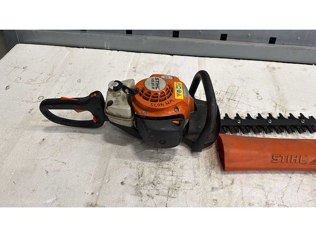 Stihl hs 81 r heggenschaar - afbeelding 4 van  6