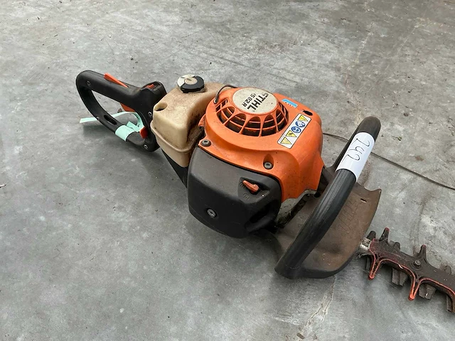 Stihl hs 82 r heggenschaar - afbeelding 3 van  7