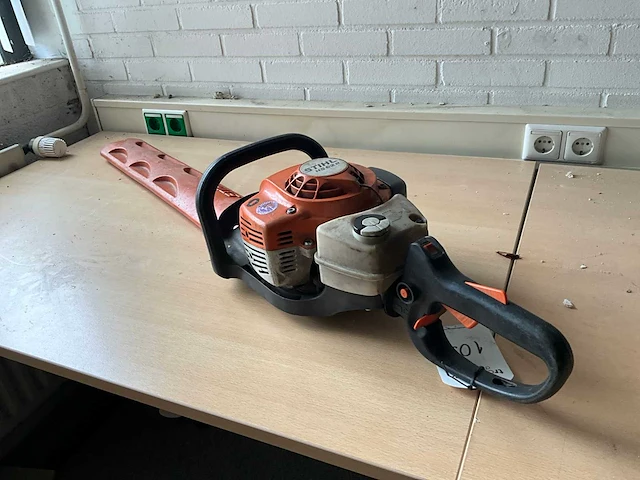 Stihl hs 82r heggenschaar - afbeelding 1 van  5