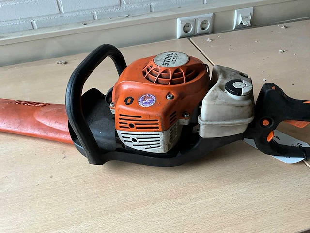 Stihl hs 82r heggenschaar - afbeelding 2 van  5