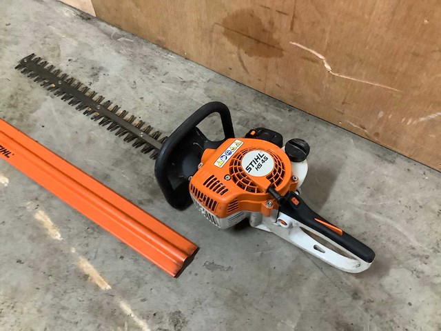 Stihl hs45 heggenschaar - afbeelding 2 van  3