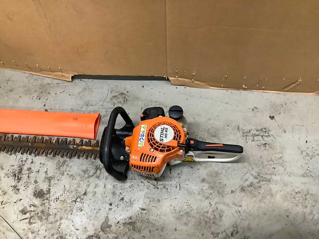 Stihl hs45 heggenschaar - afbeelding 2 van  4