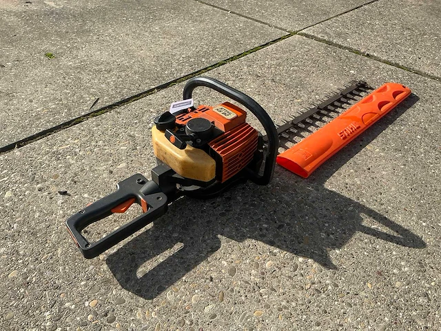 Stihl hs80 heggenschaar - afbeelding 3 van  6