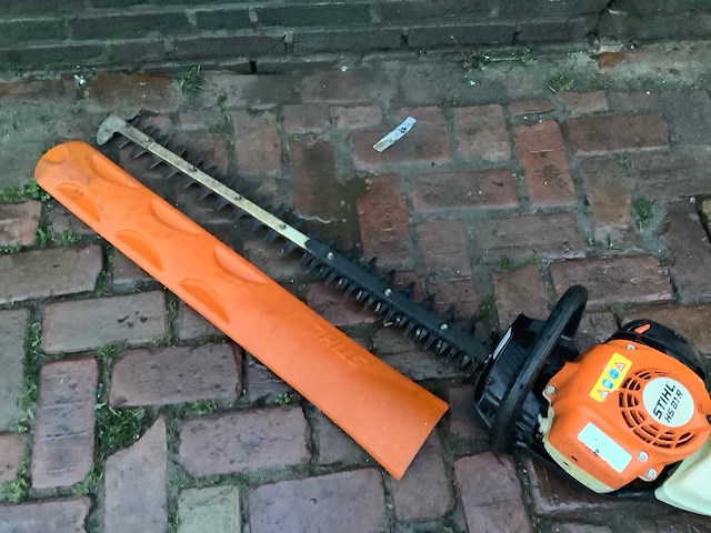 Stihl hs81r heggenschaar - afbeelding 3 van  3