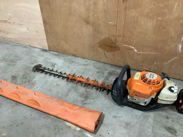 Stihl hs81r heggenschaar - afbeelding 2 van  3