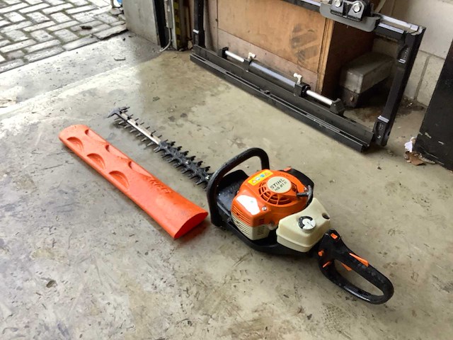Stihl hs81r heggenschaar - afbeelding 1 van  3