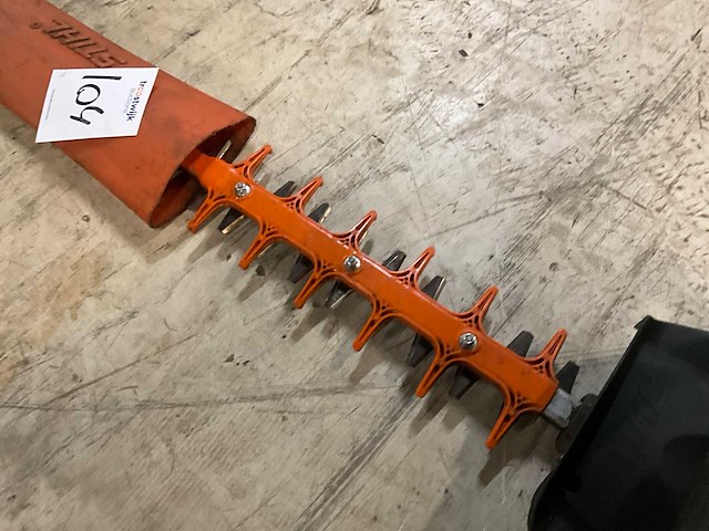 Stihl hs82r heggenschaar - afbeelding 3 van  3